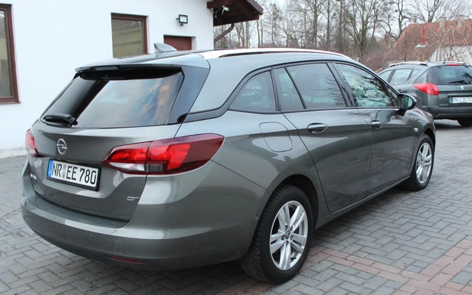 Opel Astra cena 32900 przebieg: 221421, rok produkcji 2017 z Olsztyn małe 352